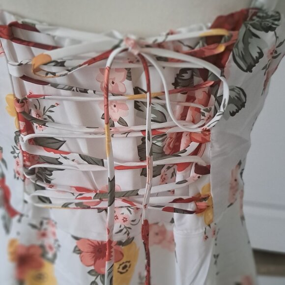AGYMNX Floral Strap a-line sundress cami midi tie up front lace up back L NWT - Picture 7 of 11